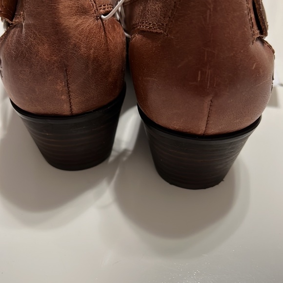 New! Lucky Brand Saddle  Myndo Leather Mules with Back Buckle Strap. Size 7.5 - Picture 6 of 15